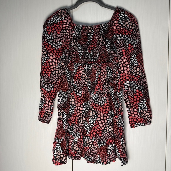 Vince Camuto Girls floral red and black Patterned Dress NWT size 6X - Picture 4 of 6